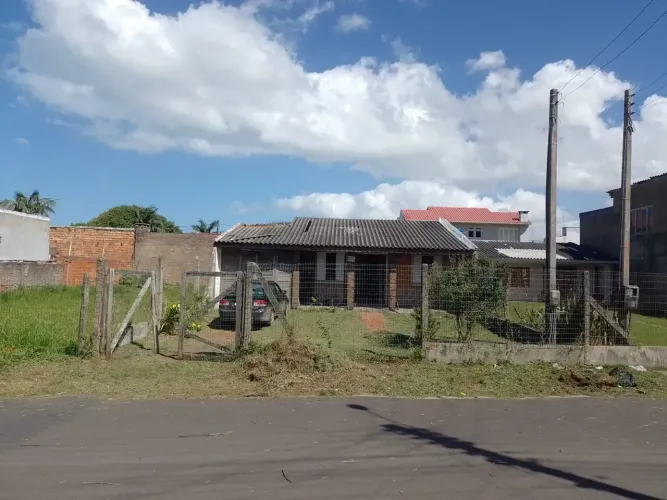 Imóvel para venda com 3 quartos em Centro - Capão da Canoa - RS