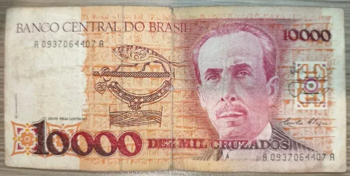 Cédula antiga de 10000 Cruzados