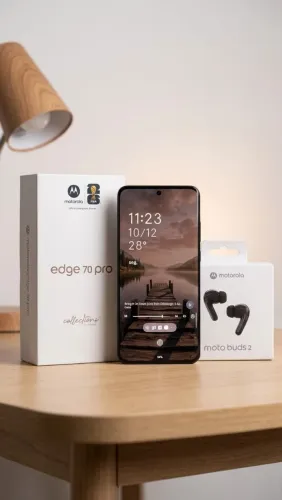 MOTO EDGE 70 PRO (Acabamento Madeira) + Moto Buds 2 (brinde)