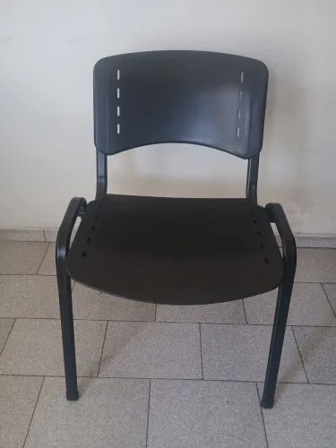 Cadeiras Pretas Resistente