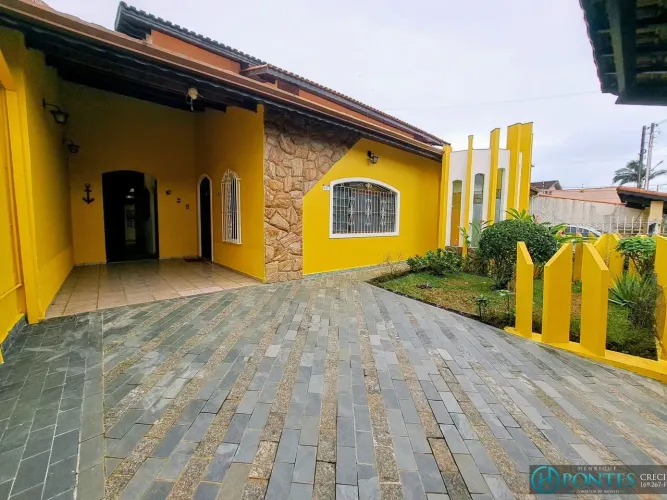 Casa mobiliada para locação no Jardim Barra de Jangadas | Suíte com hidromassagem | Peruíb