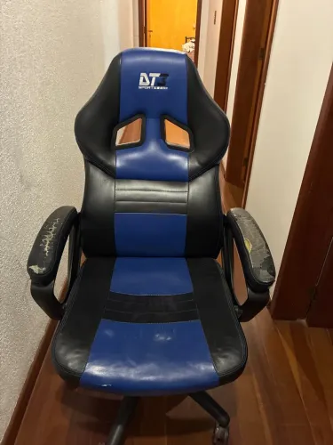 Cadeira gamer usada DT3sports