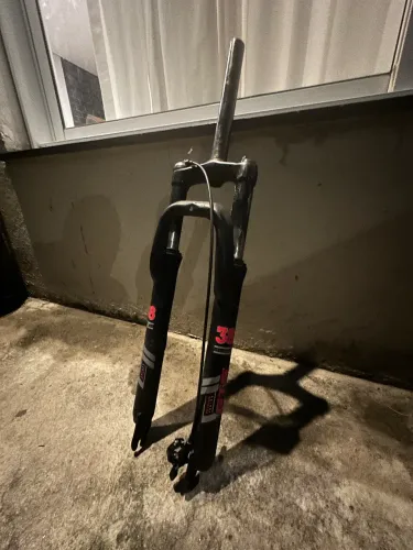 Suspensao Gts Aro 29 Com Trava No Guidao Canela Grossa 38mm Usado R$100