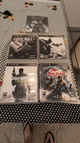5 jogos PS3 / praticamente sem uso