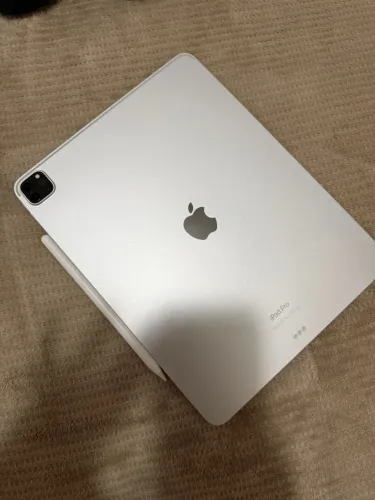 iPad Pro 12,9" M2 Seminovo