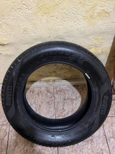 PAR DE PNEUS PIRELLI ZERADOS 215/60 R17 MODELO SCORPION