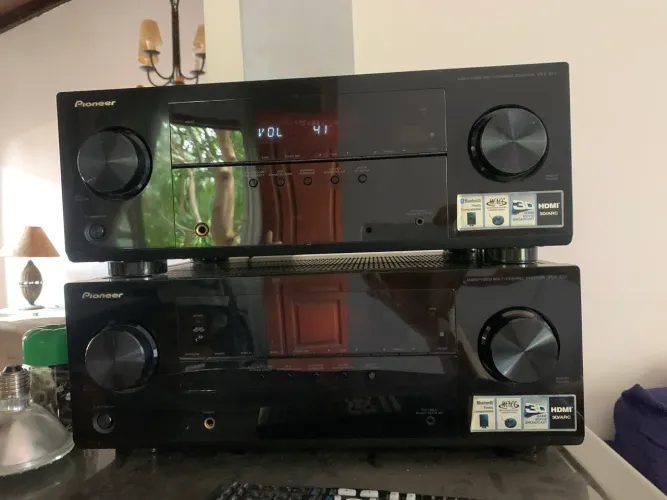 2 Receiver Pionner VSX-521 com defeito