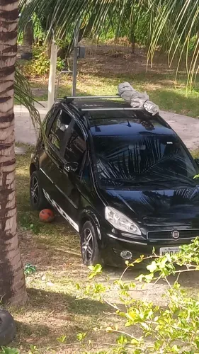 Fiat Idea Essence 1.6 Flex 16V 5P 2012