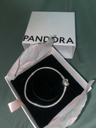 Bracelete Pandora prata com coração NÃO USADO