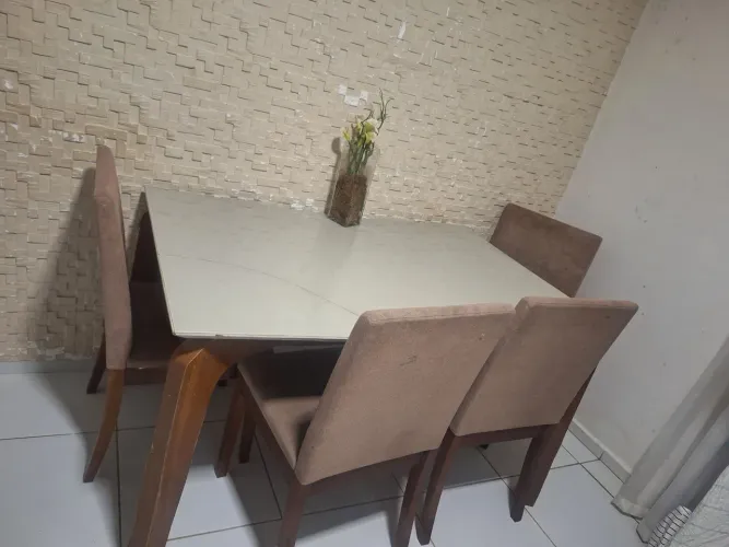 Mesa de Jantar 4 lugares