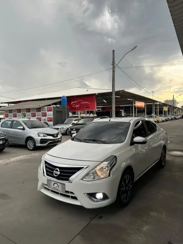 Nissan Versa SL 1.6 16V Flexstart 4P Aut. 2017
