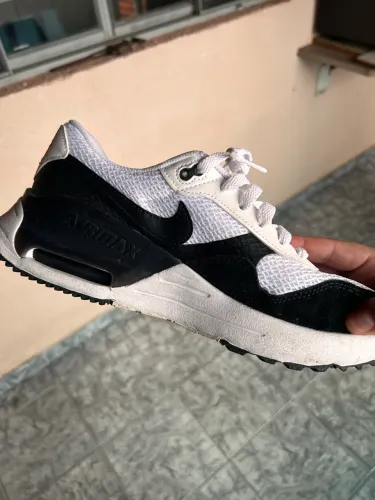 Tênis Nike Air Max Excee 42