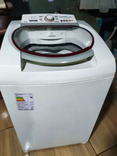 Máquina de lavar roupa Brastemp cesto de inox 11 kilos funcionando perfeitamente