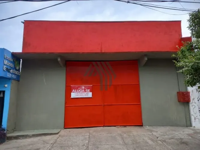 Galpão para locação, com aproximadamente 325m², ampla área interna e excelente visibilidad
