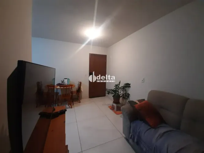 Apartamento com 2 quartos sendo 1 suíte disponível para venda no bairro Tibery em Uberlând