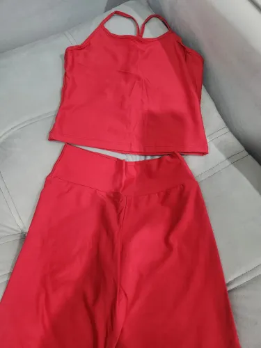 Conjunto para academia com calça flaire