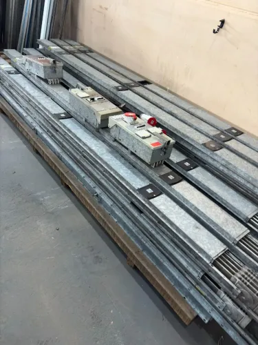 Barramentos Blindados 400A / 1000V