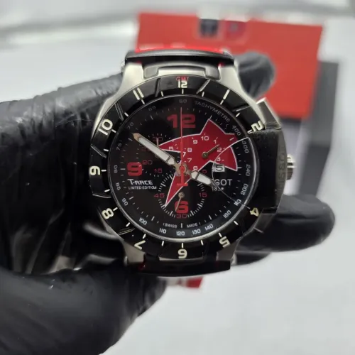 Relógio T-Race Linha Premium AAA+ Cronógrafo GMT Vermelho e Preto Pulseira Silicone 45mm