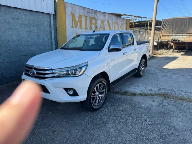 Toyota Hilux CD SRX 4X4 2.8 TDI 16V Diesel Aut. 2018
