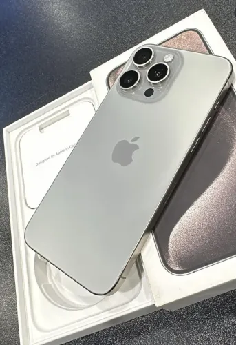 IPHONE 15 PRO MAX NOVINHO 256GB