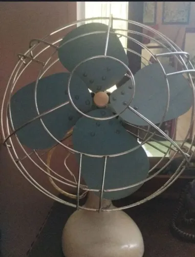 Ventilador antigo Westinghouse Eletromar funcionando
