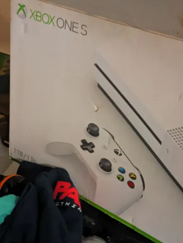 XBOX ONE S 1TB NA CAIXA NOTA GARANTIA