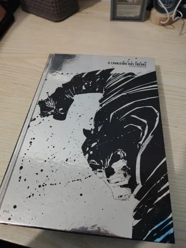 Batman: O Cavaleiro das Trevas. Edição Definitiva (Capa Dura)