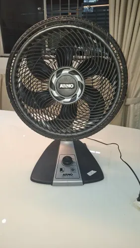 Ventilador arno 40 cm (120 reais)