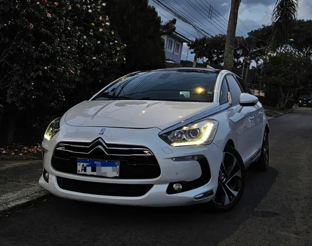 Citroen DS5 1.6 Turbo 16V 5P Aut. 2014