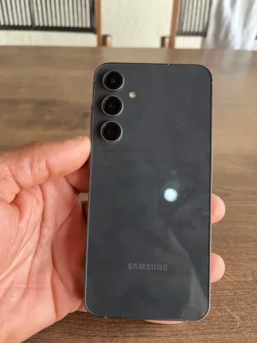 Samsung s23fe