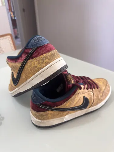 Tênis Nike SB Dunk Low Pro "City of Cinema",