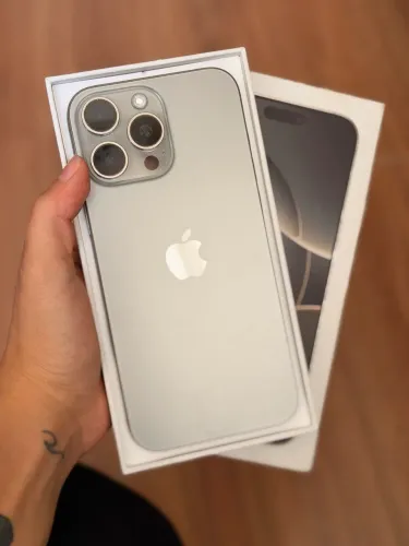 iPhone 16 pro max