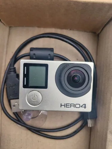 Go pro Hero 4 - Leia a descrição