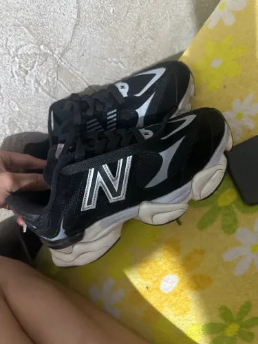 Vendo sapato new balance 9060