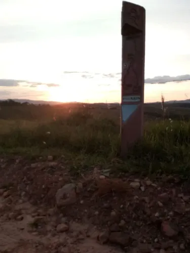 Vendo área frente Estrada Real de Carrancas MG. Caminho para as melhores cachoeiras.