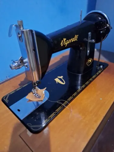 Maquina de costura