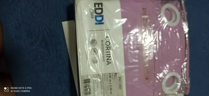Vendo cortina rosa com blackout 