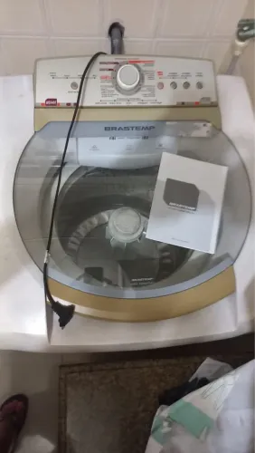 Vendo máquina de Lavar Brastemp 9KG