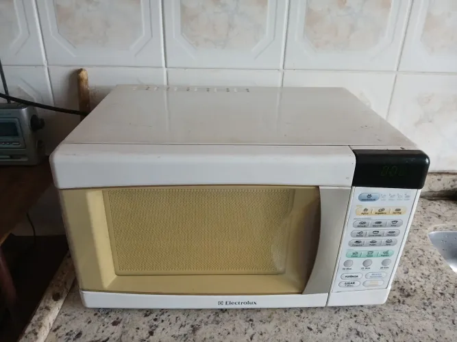 Micro-ondas Electrolux 21 litros 