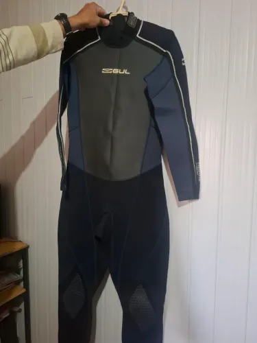 Roupa de mergulho/surf
