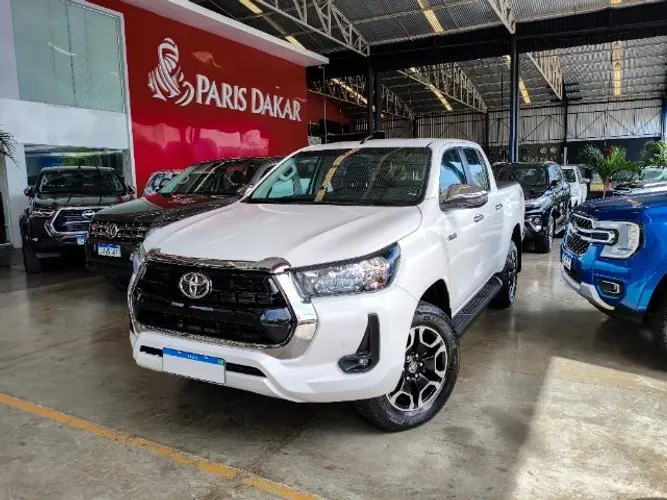 Toyota Hilux CD SRV 4X4 2.8 TDI Diesel Aut. 2024