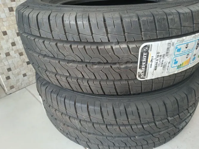 Pneu 225/65 R16 para vans, picapes e outros