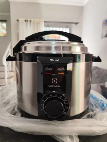Panela de pressão elétrica Electrolux