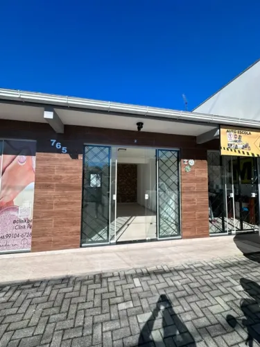 Sala Comercial, bairro Madri 30m²