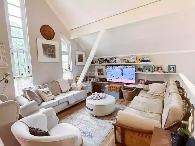 Casa para venda com 4 quartos, 278m² - Retiro - Petrópolis/RJ