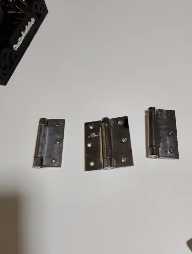 3 Dobradiças