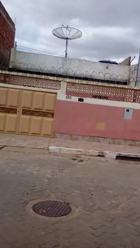 Casa a venda em Governador Valadares 