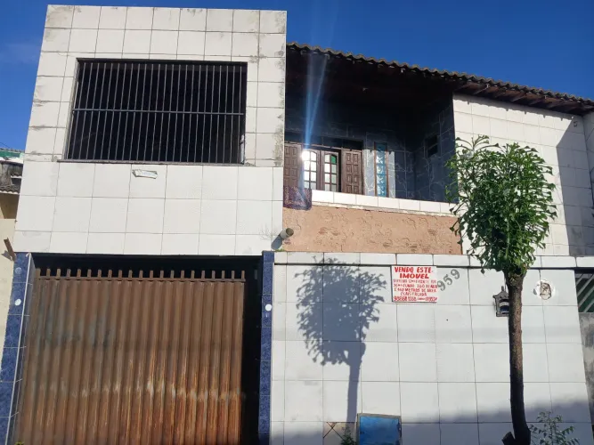 VENDO CASA DUPLEX COM PONTO COMERCIAL - 469 m² DE ÁREA CONSTRUÍDA!