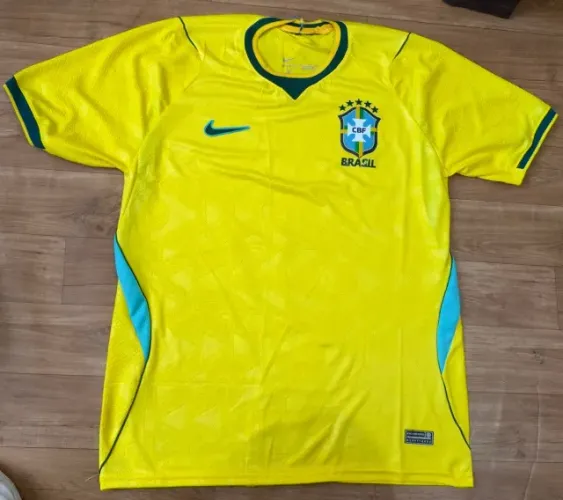 Camisa do Brasil versão jogador Z363