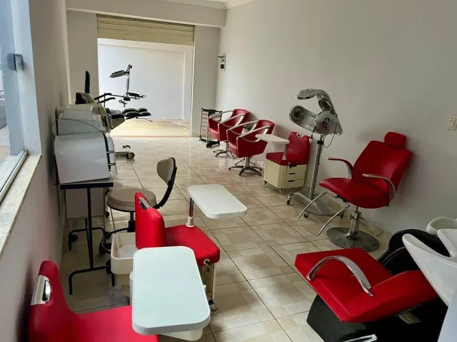 Kit Completo de Salão Profissional- Maletti, Autoclave, Lavatórios e Cadeiras Premium 